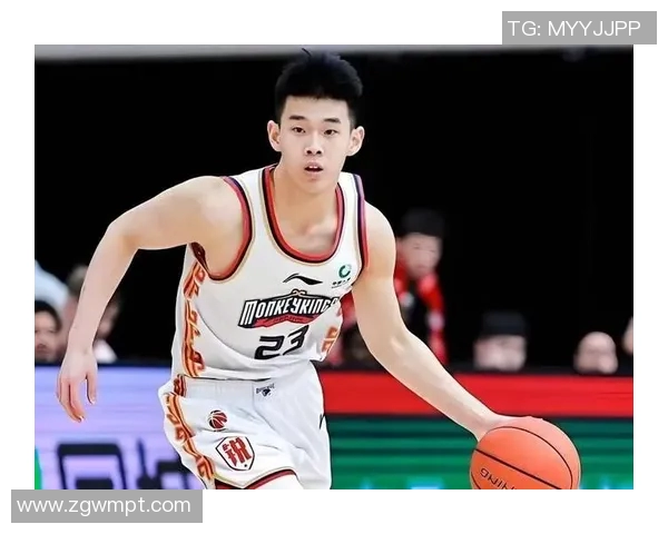 赵睿复出对决林葳新疆男篮主场强势刘炜调整战术力求胜利南京队无压力应对挑战